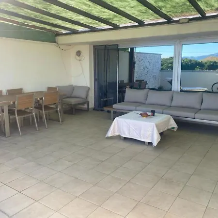 Casa Con Terrazza Apartmán Viareggio